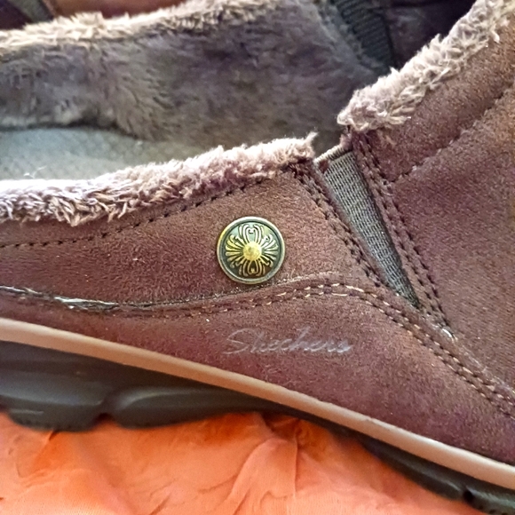 Sketchers Air-Cooled Memory Foam Relaxed Fit Mules Chocolate Color 7.5 - Picture 4 of 9